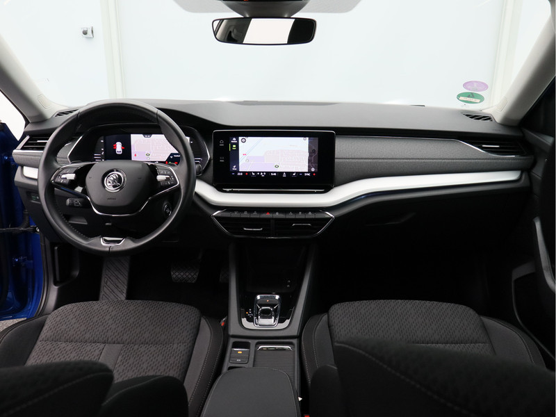 Škoda Octavia Combi 1.0 e-TSI Business Edition Plus/ lage km/ trekhaak/ automaat!