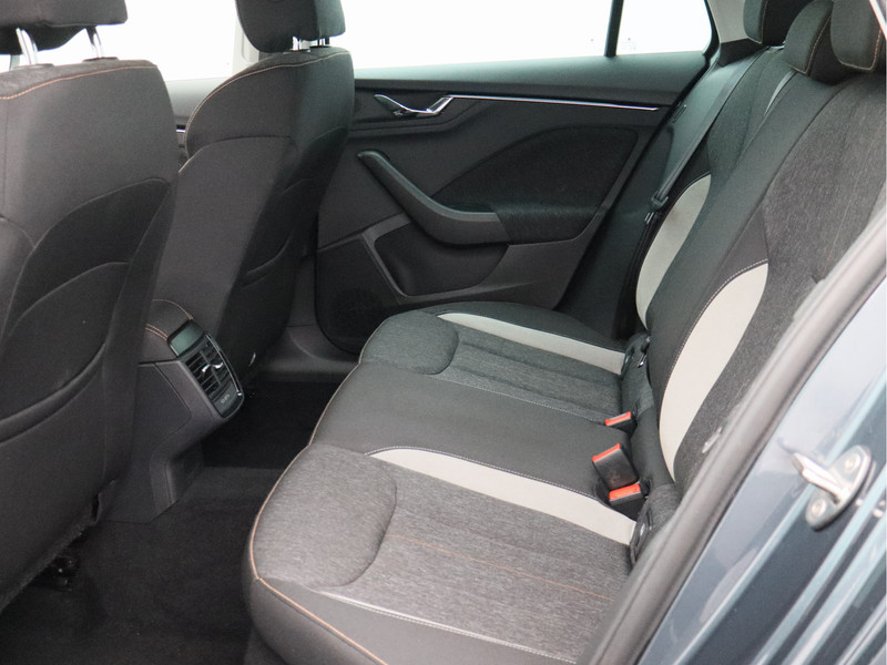 Škoda Kamiq 1.0 TSI Style/ lage km/ automaat!