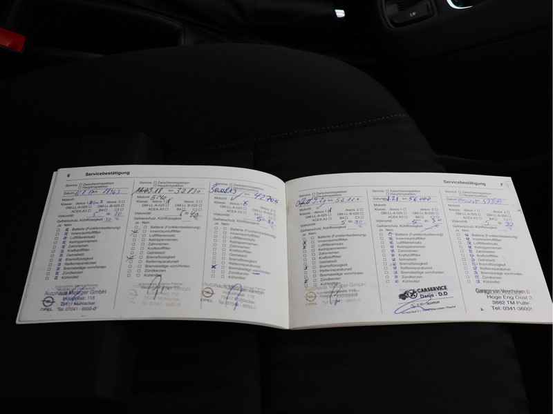 Opel Zafira Tourer 1.4 Edition 7P/ lage km/ mooie auto!