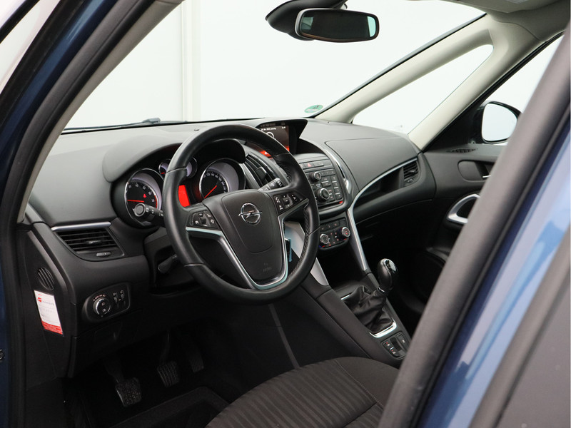 Opel Zafira Tourer 1.4 Edition 7P/ lage km/ mooie auto!