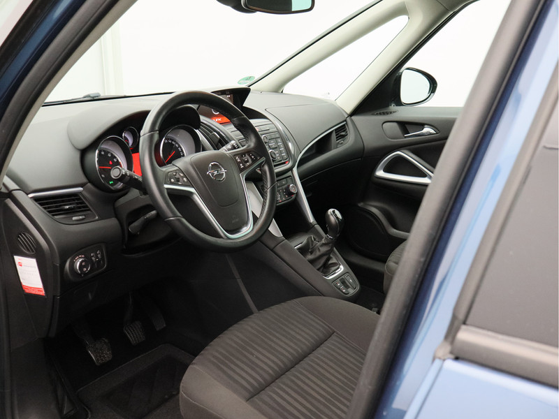 Opel Zafira Tourer 1.4 Edition 7P/ lage km/ mooie auto!