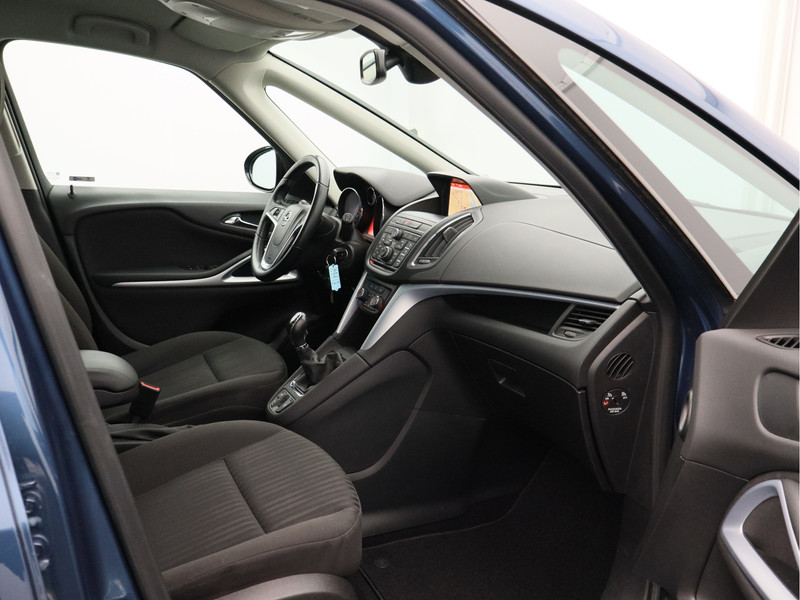 Opel Zafira Tourer 1.4 Edition 7P/ lage km/ mooie auto!