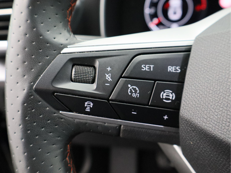 SEAT Leon Sportstourer 1.5 TSI FR Launch Edition/ lage km/ zeer mooi!