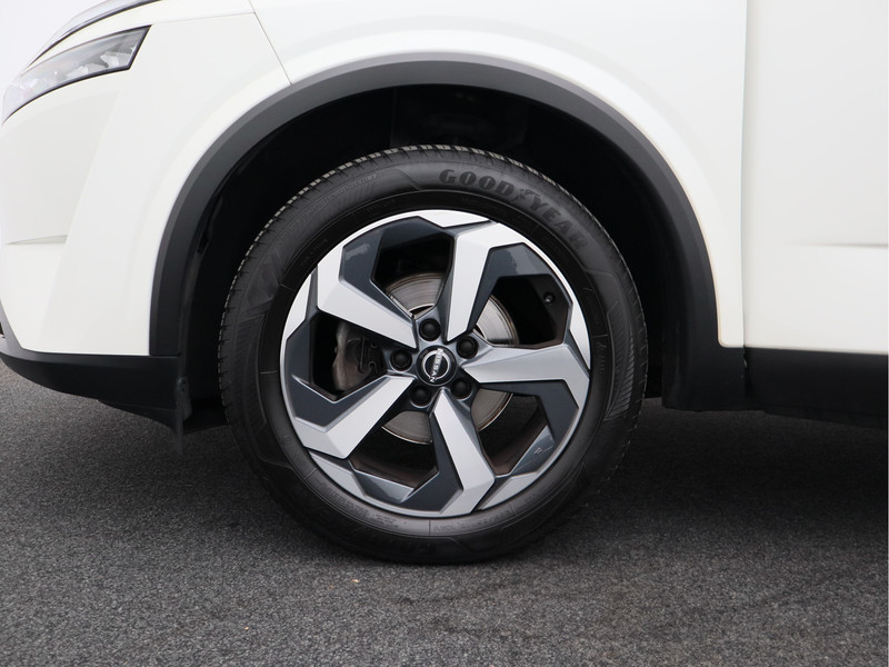 Nissan QASHQAI 1.3 MHEV Xtronic N-Connecta/ automaat/ trekhaak!