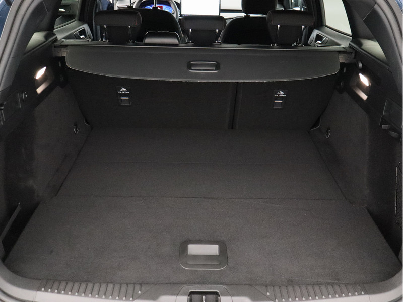 Ford Focus Wagon 1.0 EcoBoost Hybrid ST Line X/ compleet!