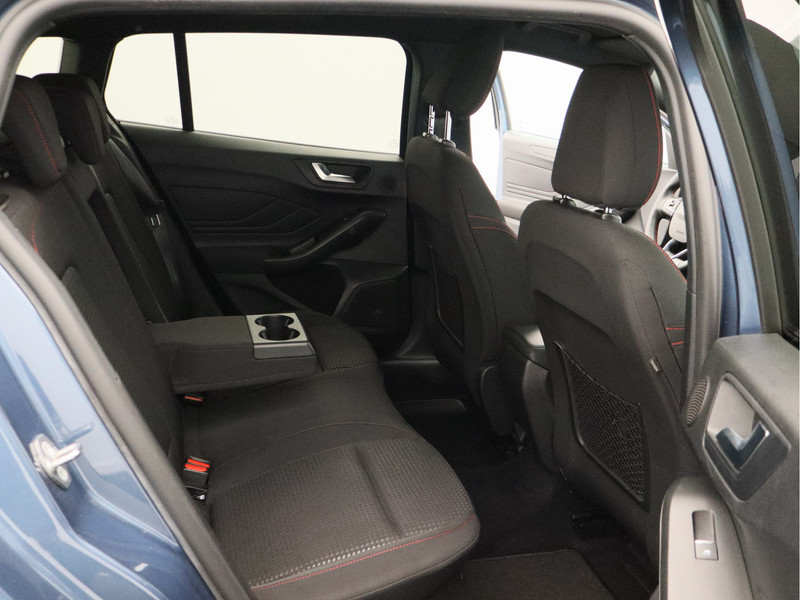 Ford Focus Wagon 1.0 EcoBoost Hybrid ST Line X/ compleet!