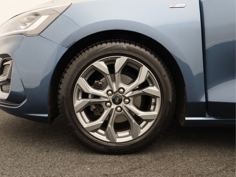 Ford Focus Wagon 1.0 EcoBoost Hybrid ST Line X/ compleet!