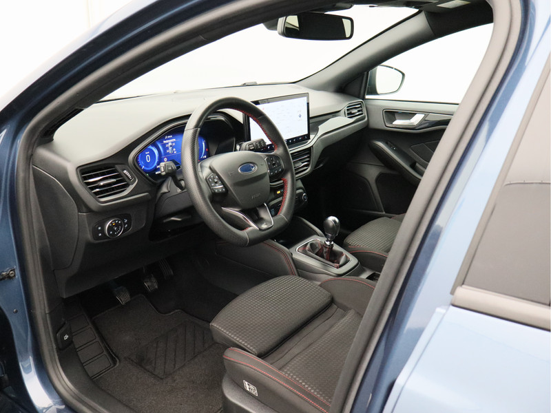 Ford Focus Wagon 1.0 EcoBoost Hybrid ST Line X/ compleet!