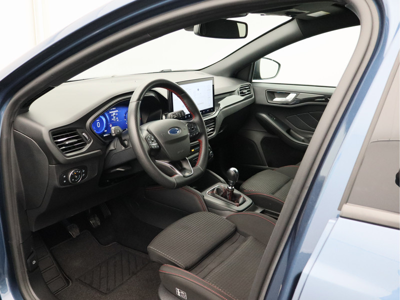 Ford Focus Wagon 1.0 EcoBoost Hybrid ST Line X/ compleet!