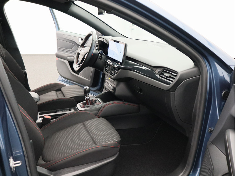 Ford Focus Wagon 1.0 EcoBoost Hybrid ST Line X/ compleet!