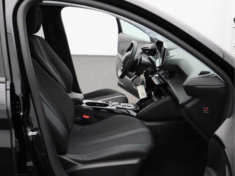 Peugeot 208 1.2 PureTech Allure/ automaat/ lage km!