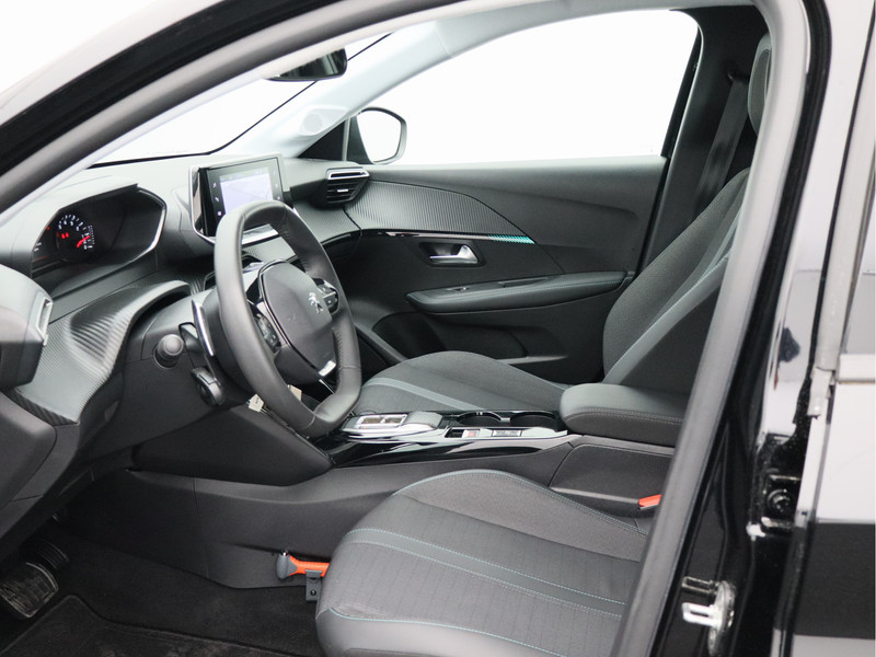 Peugeot 208 1.2 PureTech Allure/ automaat/ lage km!