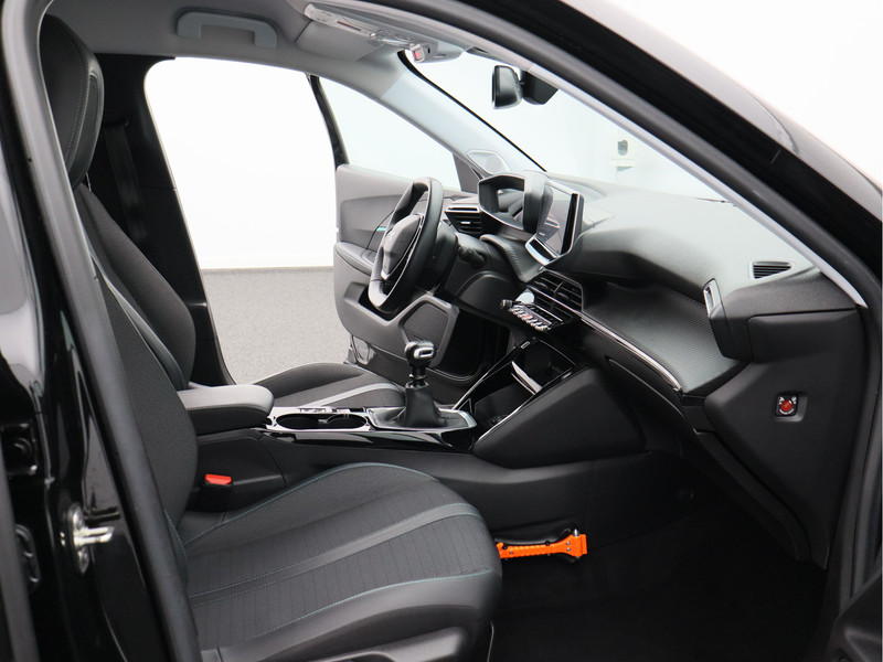 Peugeot 2008 1.2 PureTech Blue Lease Allure/ trekhaak/ zeer mooi!