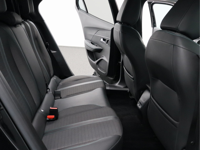 Peugeot 2008 1.2 PureTech Blue Lease Allure/ trekhaak/ zeer mooi!