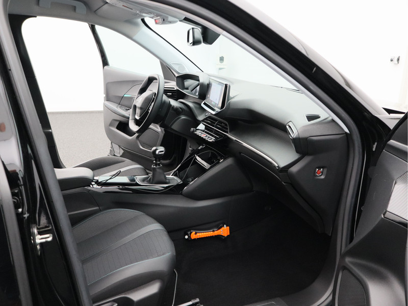 Peugeot 2008 1.2 PureTech Blue Lease Allure/ trekhaak/ zeer mooi!