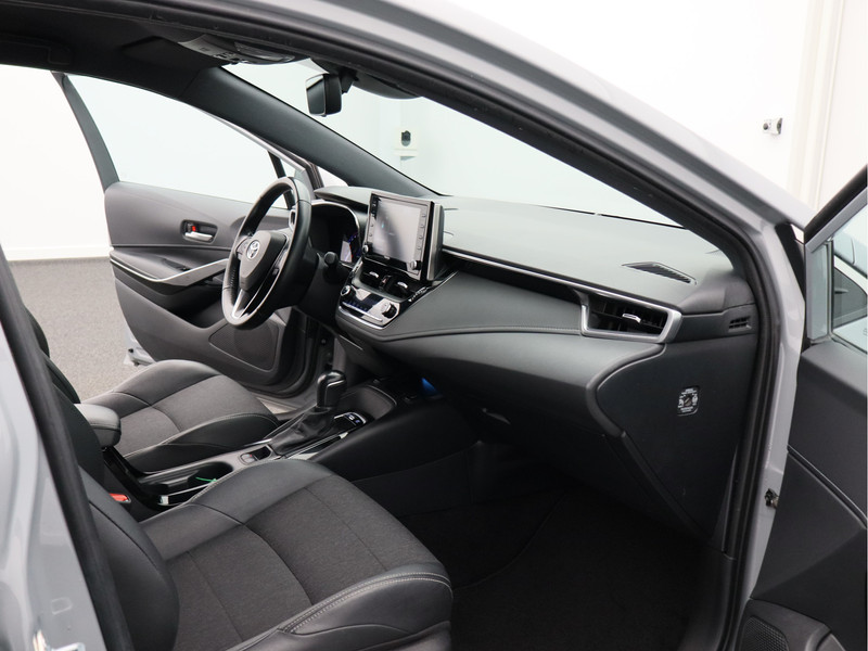 Toyota Corolla Touring Sports 1.8 Hybrid Business Plus/ trekhaak/ zeer mooi!