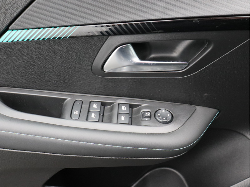 Peugeot 208 1.2 PureTech Allure/ automaat/ lage km!