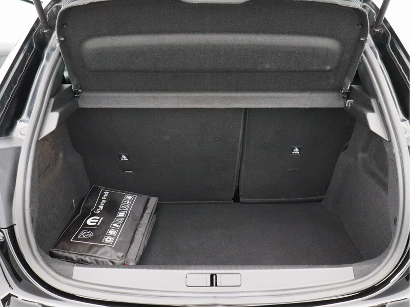 Peugeot 208 1.2 PureTech Allure/ automaat/ lage km!