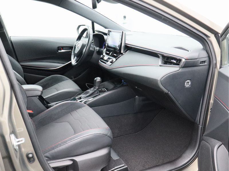 Toyota Corolla Touring Sports 1.8 Hybrid Executive/ trekhaak/ compleet!