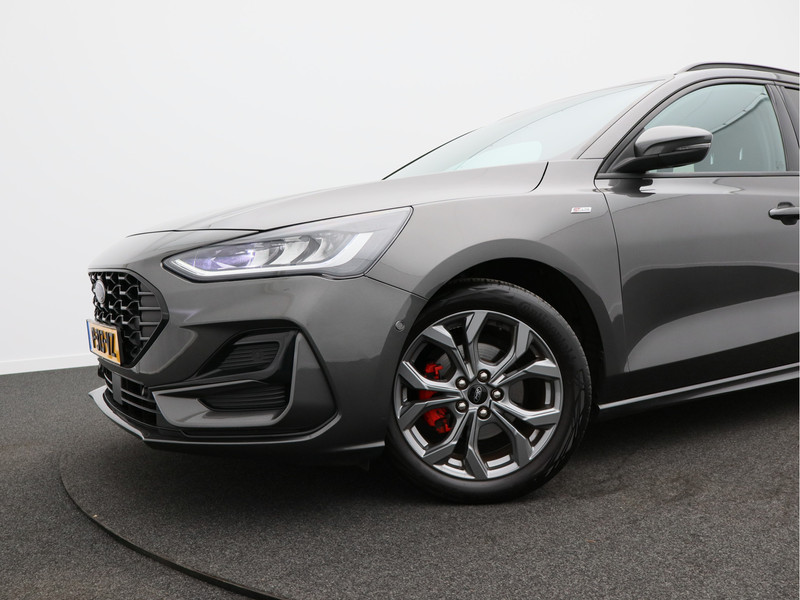 Ford Focus Wagon 1.0 EcoBoost Hybrid ST Line Style/ winterpakket/ zeer mooi!