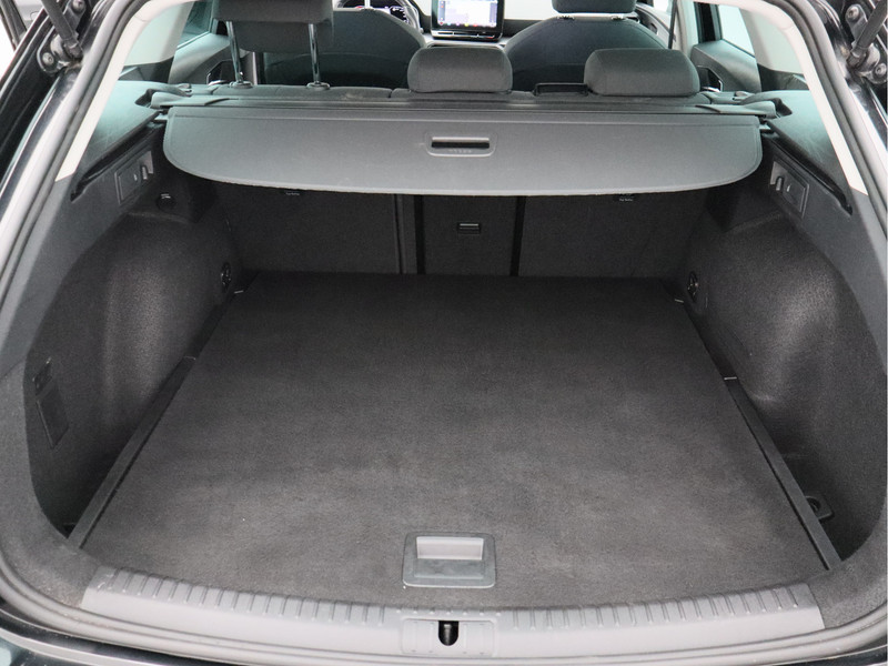 SEAT Leon Sportstourer 1.5 TSI Style Launch Edition/ lage km/ zeer mooi!