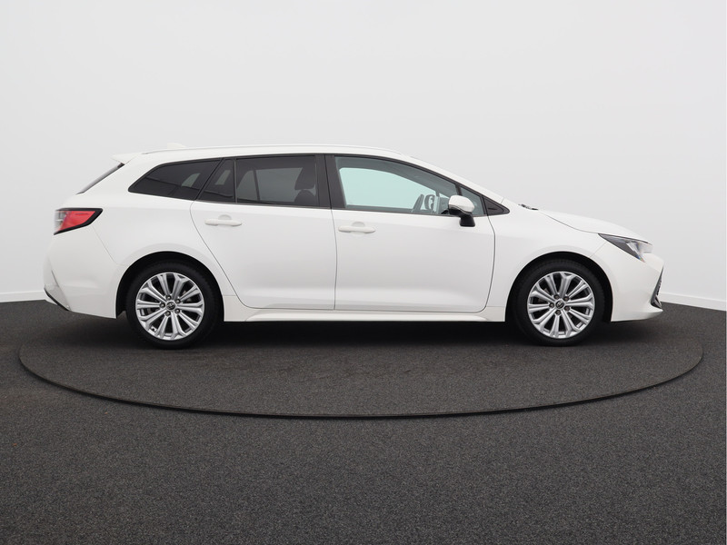 Toyota Corolla Touring Sports 1.2 Turbo Dynamic/ lage km/ automaat/ zeer mooi!