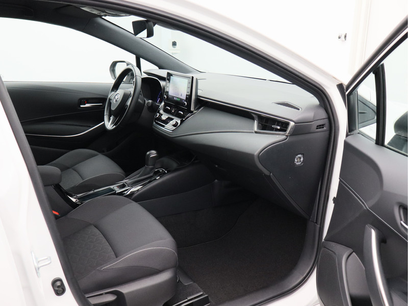 Toyota Corolla Touring Sports 1.2 Turbo Dynamic/ lage km/ automaat/ zeer mooi!