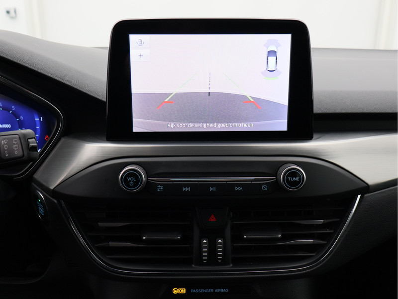 Ford Focus Wagon 1.0 EcoBoost Hybrid Titanium X Business/ zeer mooi!