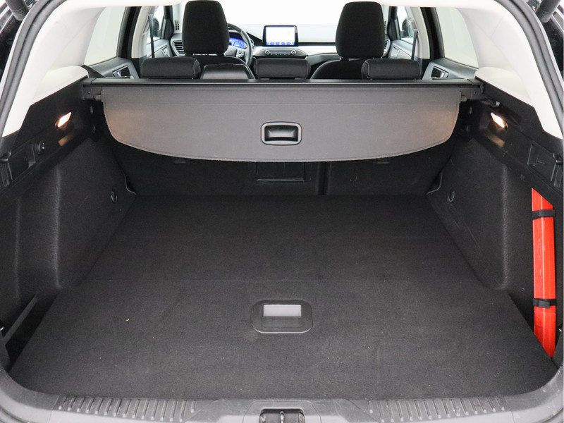 Ford Focus Wagon 1.0 EcoBoost Hybrid Titanium X Business/ zeer mooi!