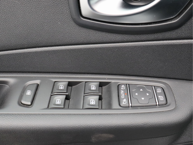 Renault Captur 0.9 TCe Zen/ lage km/ trekhaak/ zeer mooi!