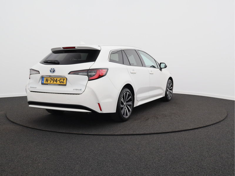 Toyota Corolla Touring Sports 1.8 Hybrid Business Plus/ lage km/ zeer mooi!