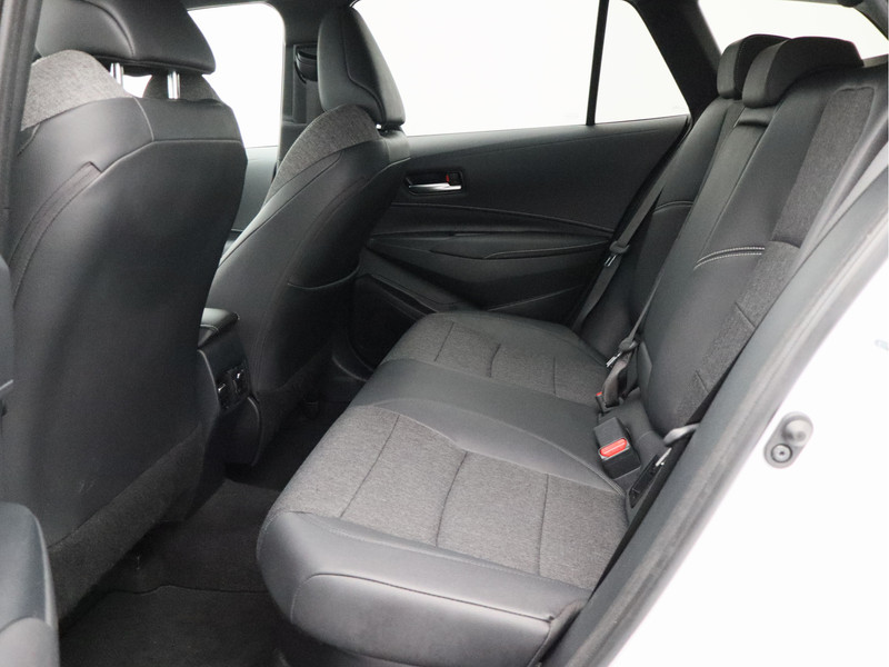 Toyota Corolla Touring Sports 1.8 Hybrid Business Plus/ lage km/ zeer mooi!