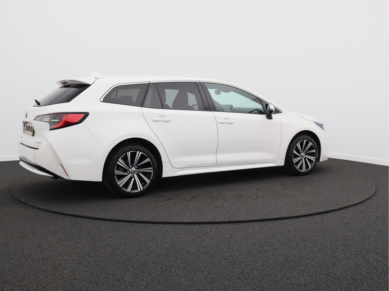 Toyota Corolla Touring Sports 1.8 Hybrid Business Plus/ lage km/ zeer mooi!