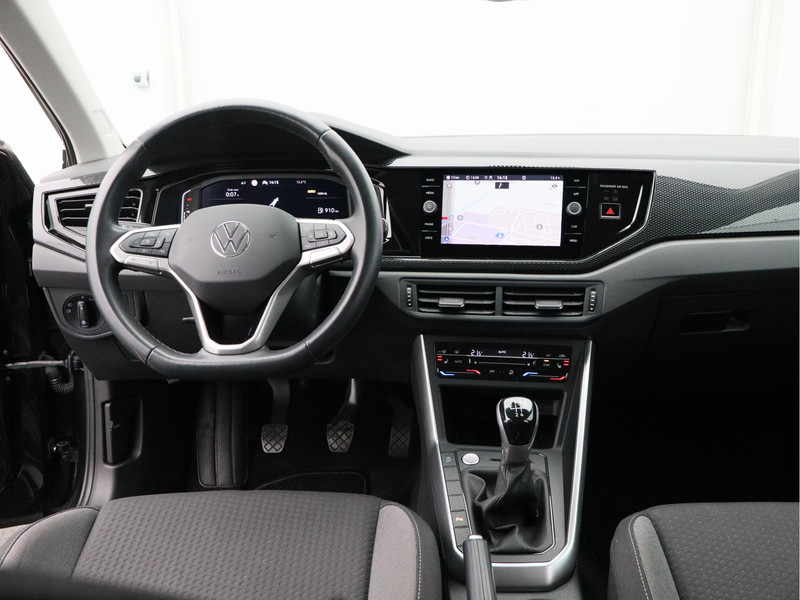 Volkswagen Polo 1.0 TSI Life/ achteruitrijcamera, lmv/ zeer mooi!