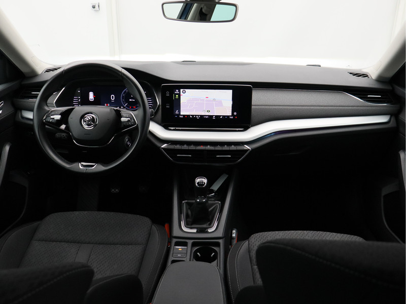 Škoda Octavia Combi 1.5 TSI First Edition/ trekhaak/ zeer mooi!