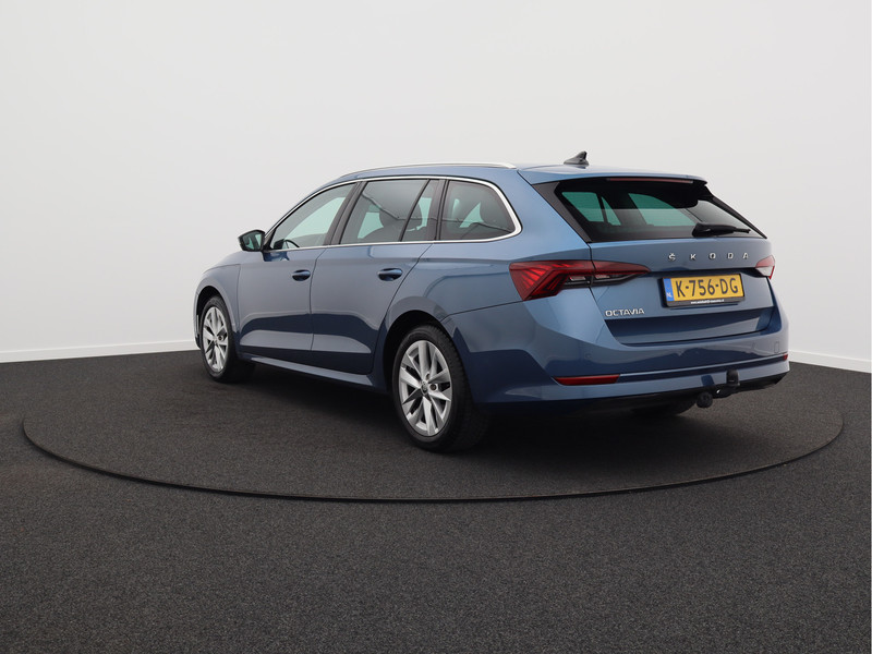 Škoda Octavia Combi 1.5 TSI First Edition/ trekhaak/ zeer mooi!