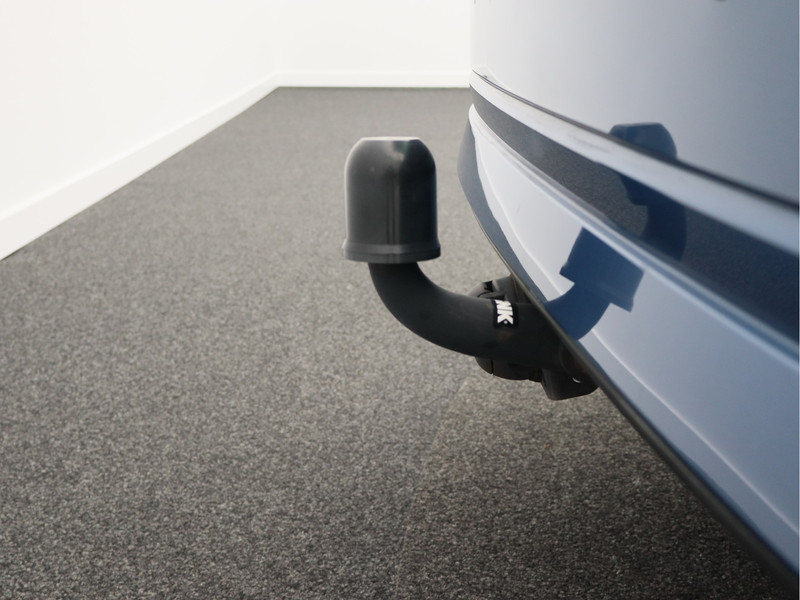 Škoda Octavia Combi 1.5 TSI First Edition/ trekhaak/ zeer mooi!