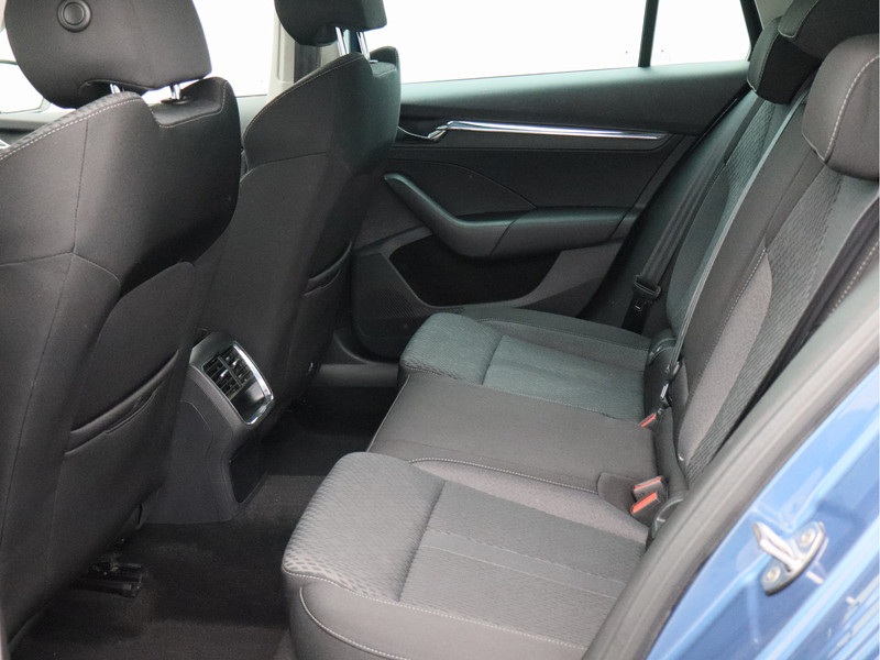 Škoda Octavia Combi 1.5 TSI First Edition/ trekhaak/ zeer mooi!