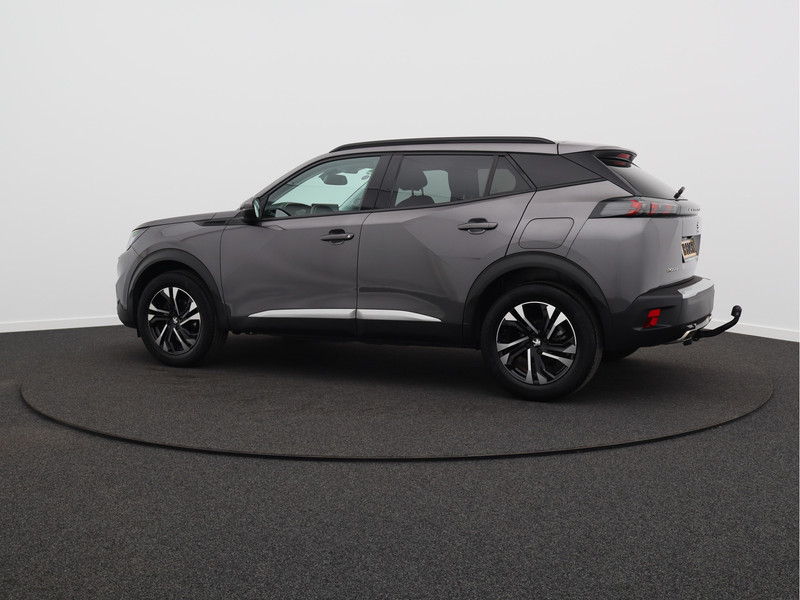 Peugeot 2008 1.2 PureTech Blue Lease Allure/ trekhaak/ lage km!