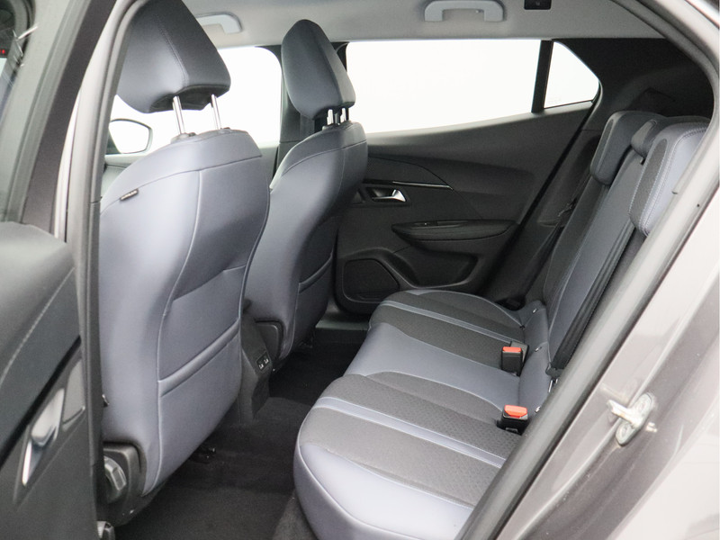 Peugeot 2008 1.2 PureTech Blue Lease Allure/ trekhaak/ lage km!