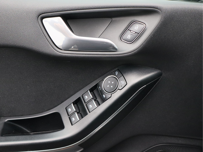 Ford Fiesta 1.0 EcoBoost Titanium/ automaat/ lage km/ compleet!