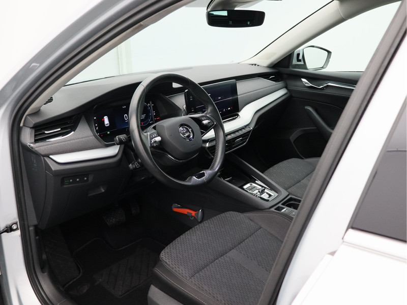 Škoda Octavia Combi 1.0 e-TSI Business Edition Plus/ automaat/ schuifdak!