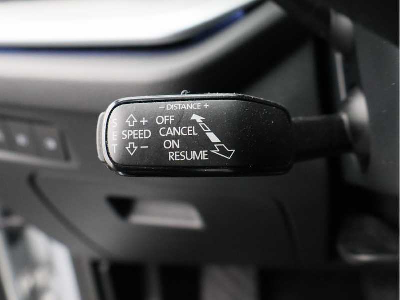 Škoda Octavia Combi 1.0 e-TSI Business Edition Plus/ automaat/ schuifdak!