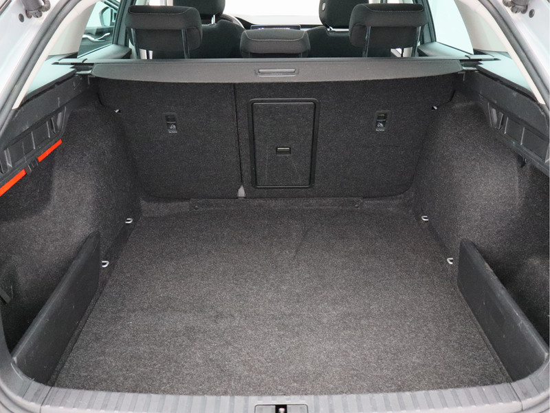 Škoda Octavia Combi 1.0 e-TSI Business Edition Plus/ automaat/ schuifdak!