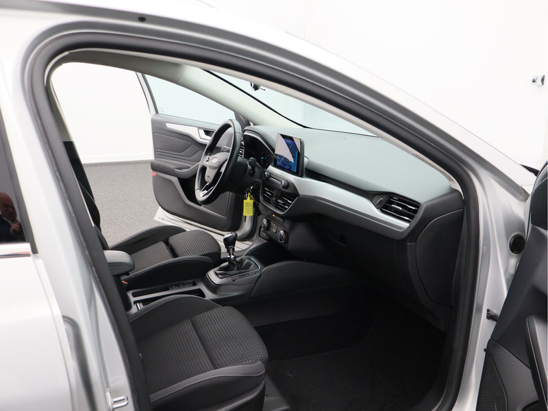 Ford Focus Wagon 1.0 EcoBoost Hybrid Trend Edition Business/ trekhaak!