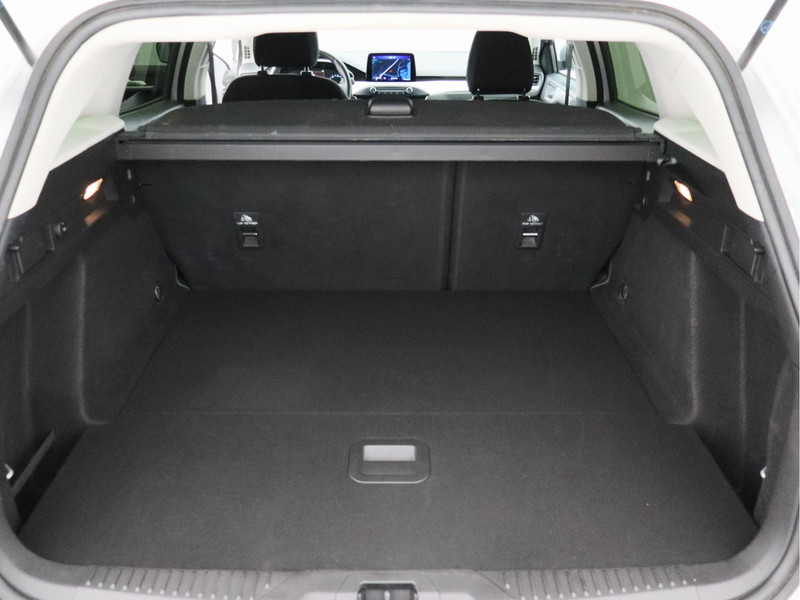 Ford Focus Wagon 1.0 EcoBoost Hybrid Trend Edition Business/ trekhaak!