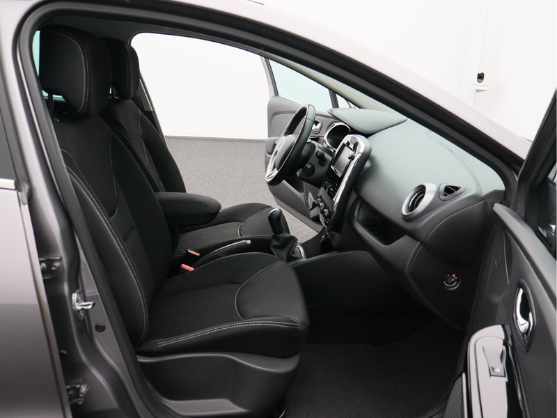 Renault Clio Estate 0.9 TCe Night&Day/ nette auto!