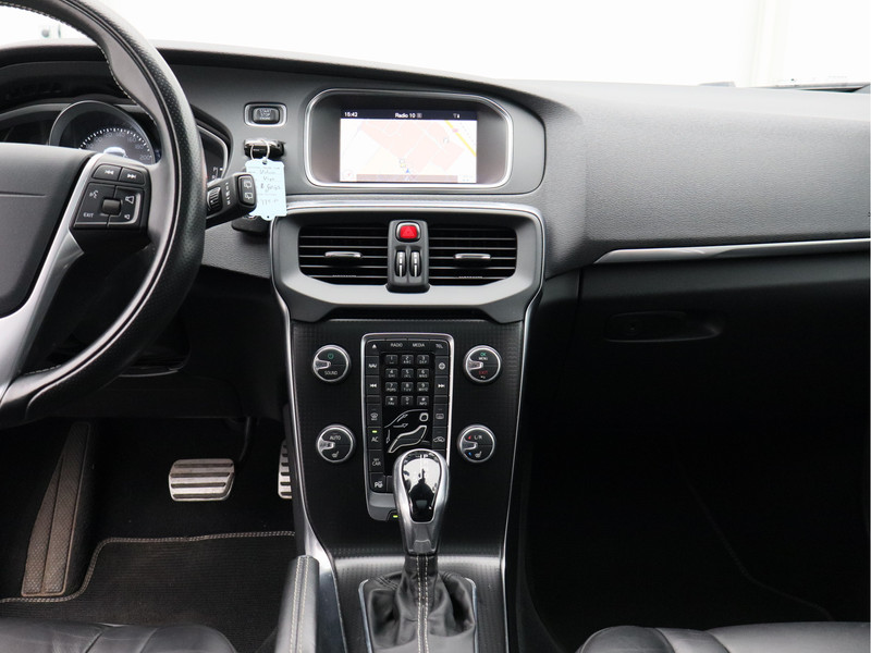 Volvo V40 1.5 T3 Polar+ Sport/ automaat/ zeer mooi!