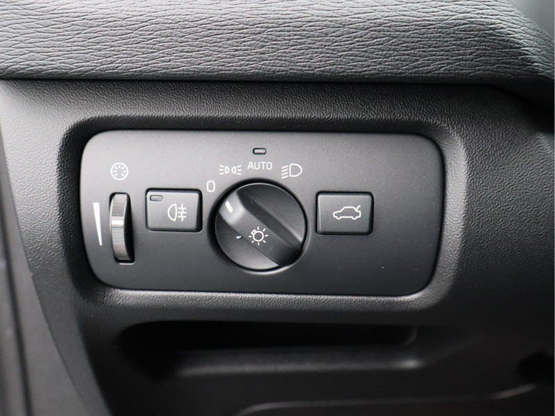 Volvo V40 1.5 T3 Polar+ Sport/ automaat/ zeer mooi!