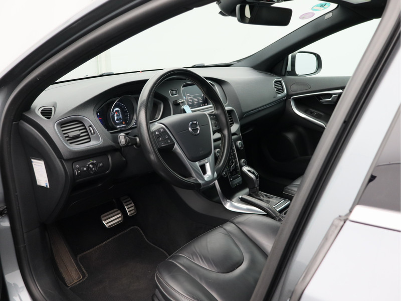 Volvo V40 1.5 T3 Polar+ Sport/ automaat/ zeer mooi!